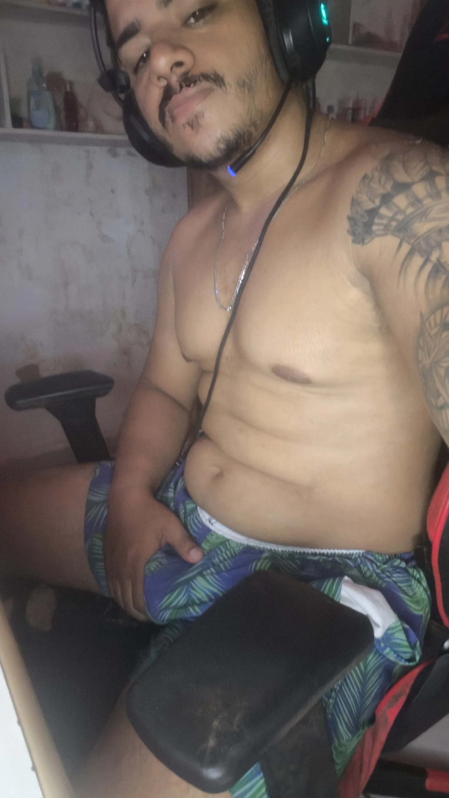 XXX Porn Photo of Nude gtzmoreno 1