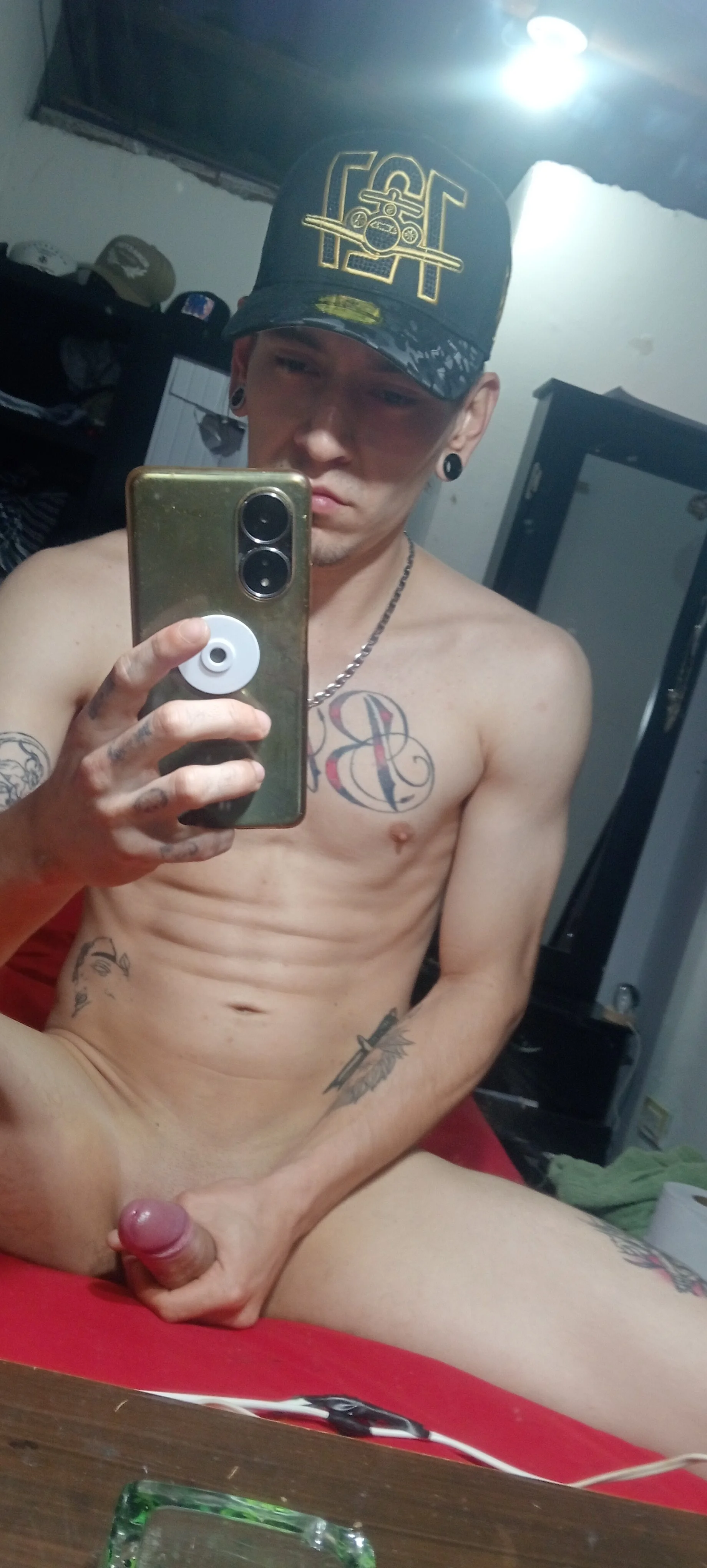 XXX Porn Photo of Nude Alex012501 3