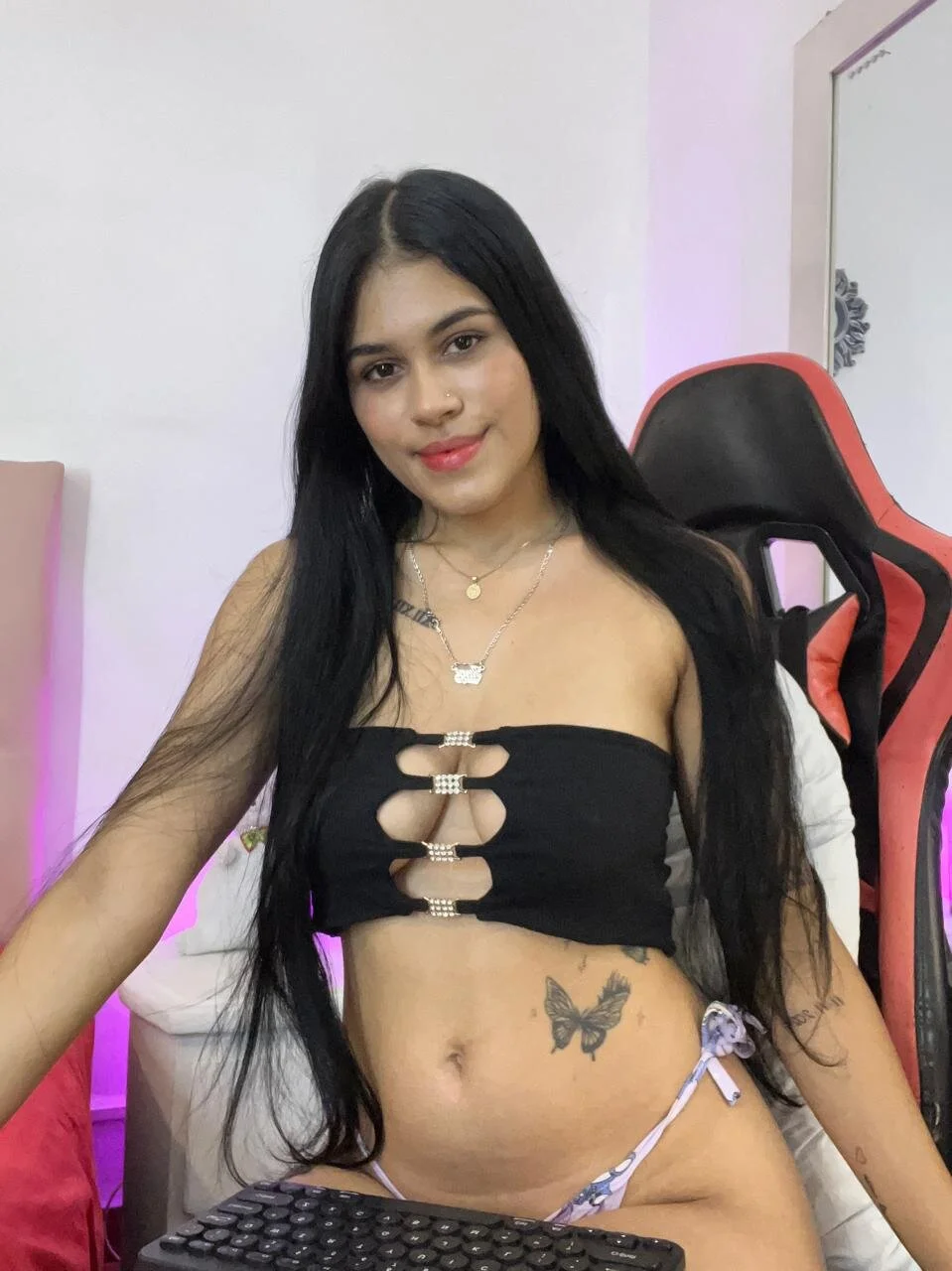 XXX Porn Photo of Nude Isvanna 2