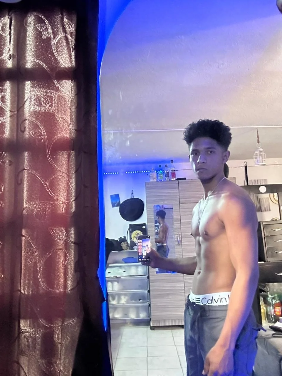 XXX Porn Photo of Nude Yoel_hot2004 2