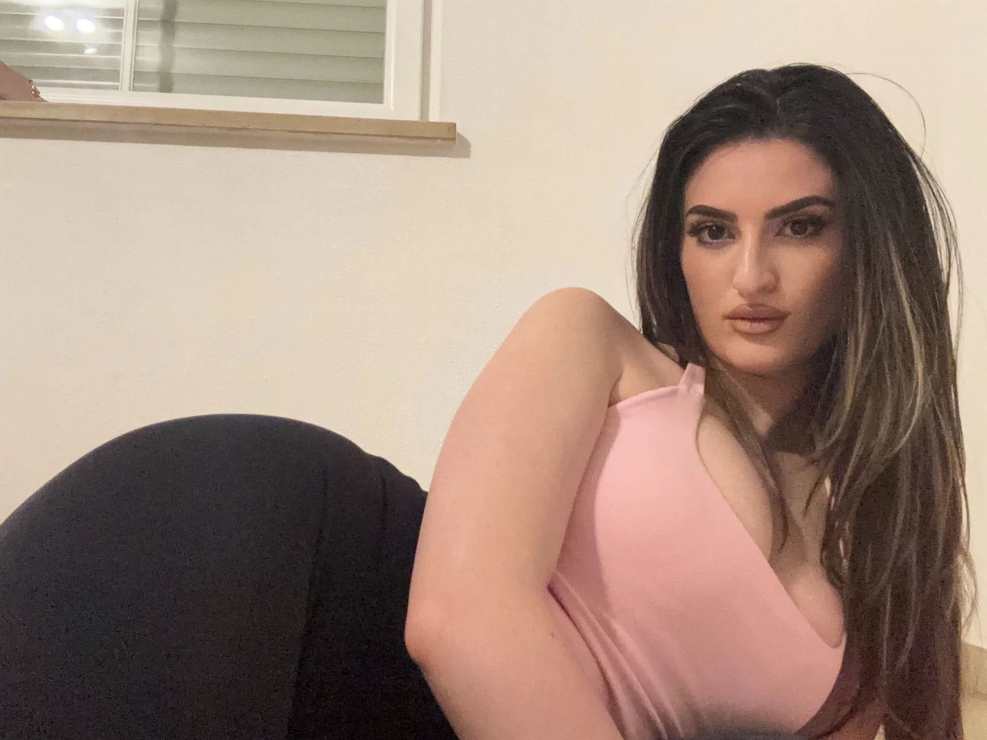 XXX Porn Photo of Nude OliviaBaby2- 4