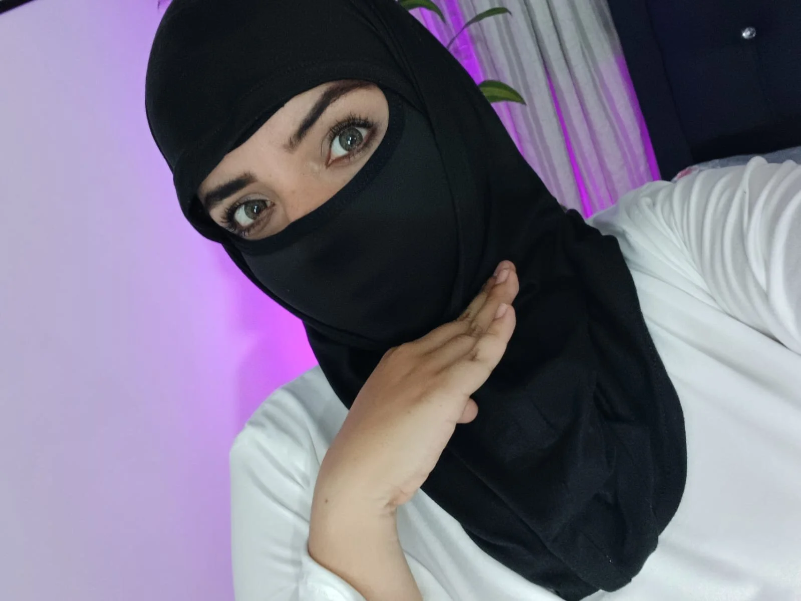 XXX Porn Photo of Nude Uzra_hayed 18