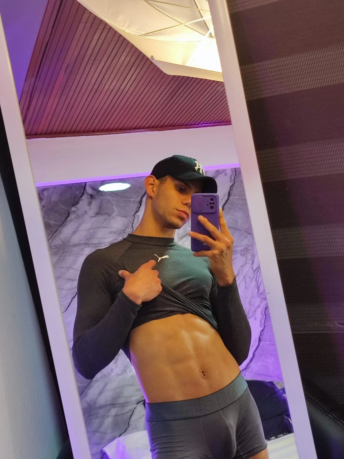 XXX Porn Photo of Nude samirscott 22