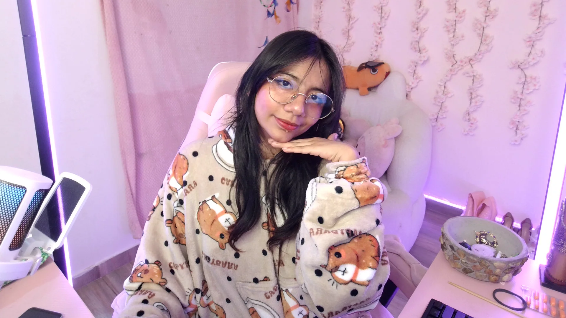 XXX Porn Photo of Nude Nami_usagi 3