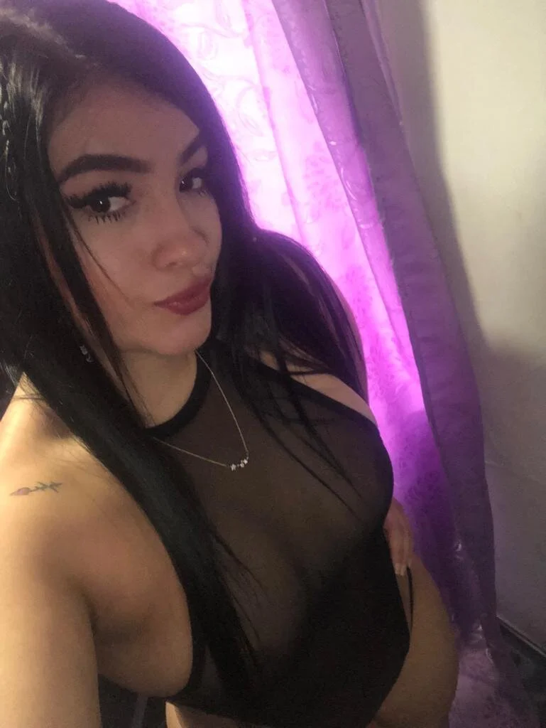 XXX Porn Photo of Nude Mindy_James1 13