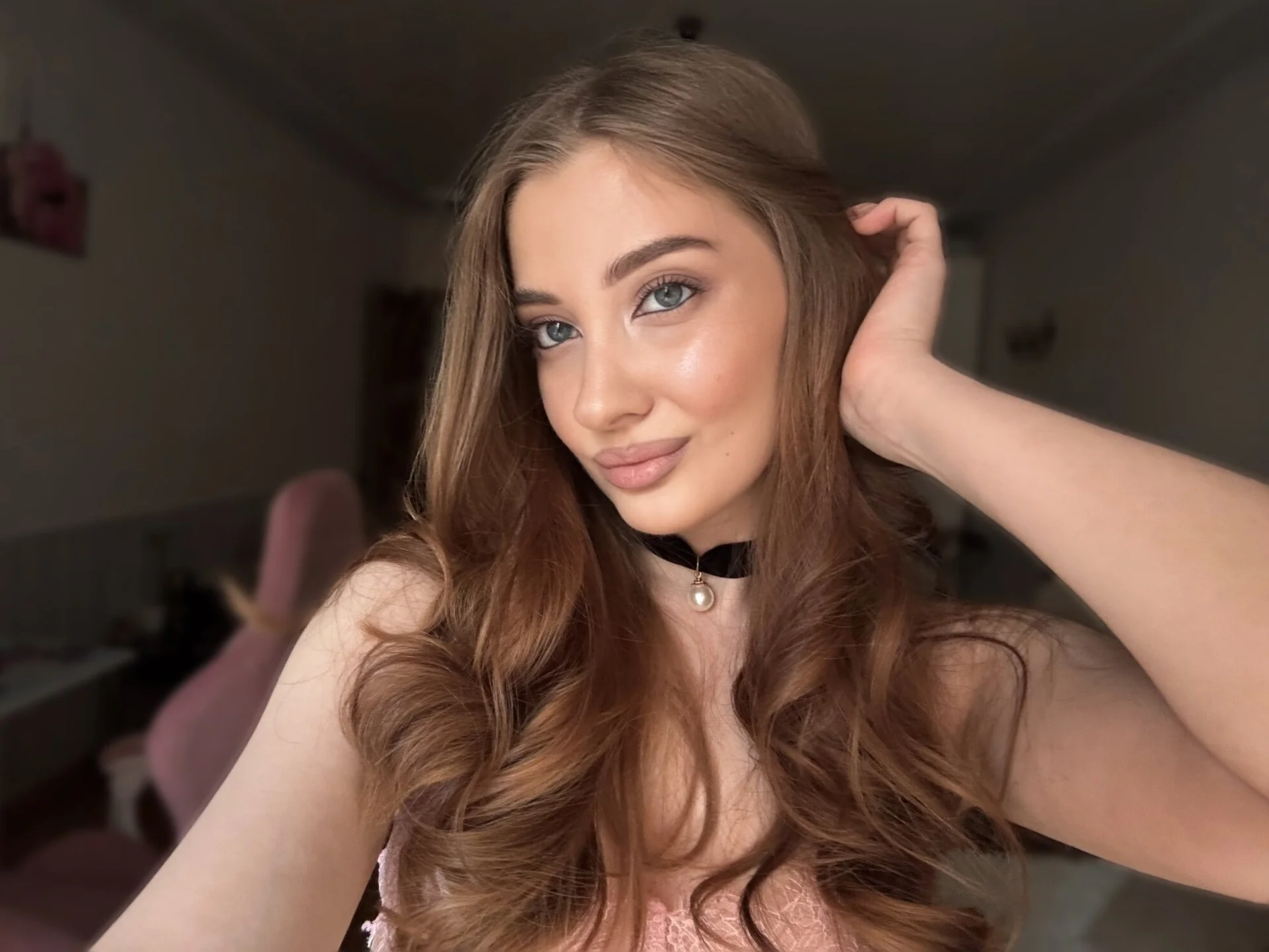 XXX Porn Photo of Nude emilurrre 2