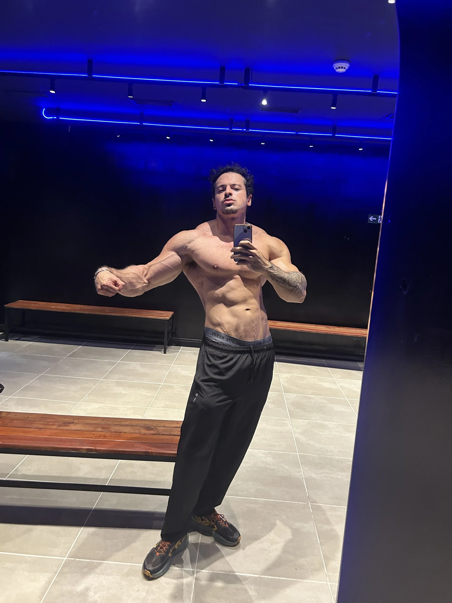 XXX Porn Photo of Nude Lucasfit24 3