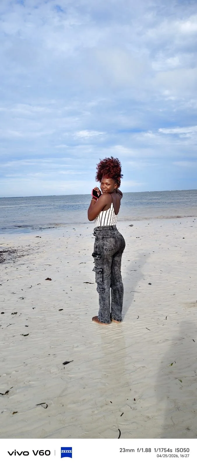 XXX Porn Photo of Nude slim_swit 2