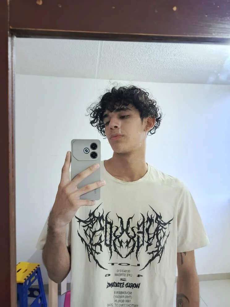 XXX Porn Photo of Nude FlinsShadow 4