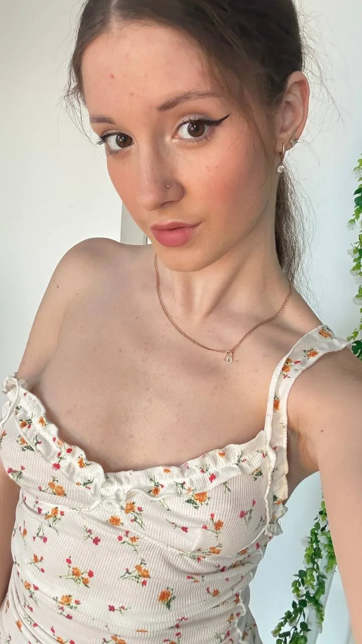 XXX Porn Photo of Nude TeaseDealer 1
