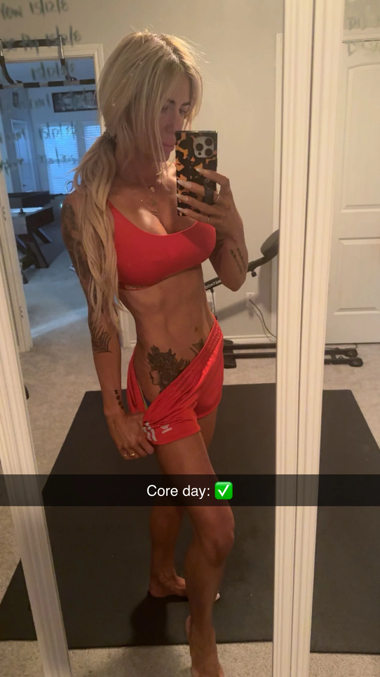 XXX Porn Photo of Nude blondiluvsanal 23
