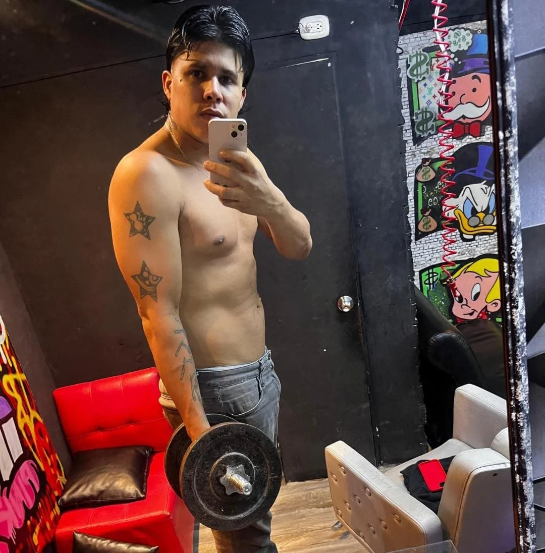 XXX Porn Photo of Nude HotCarX_X 5