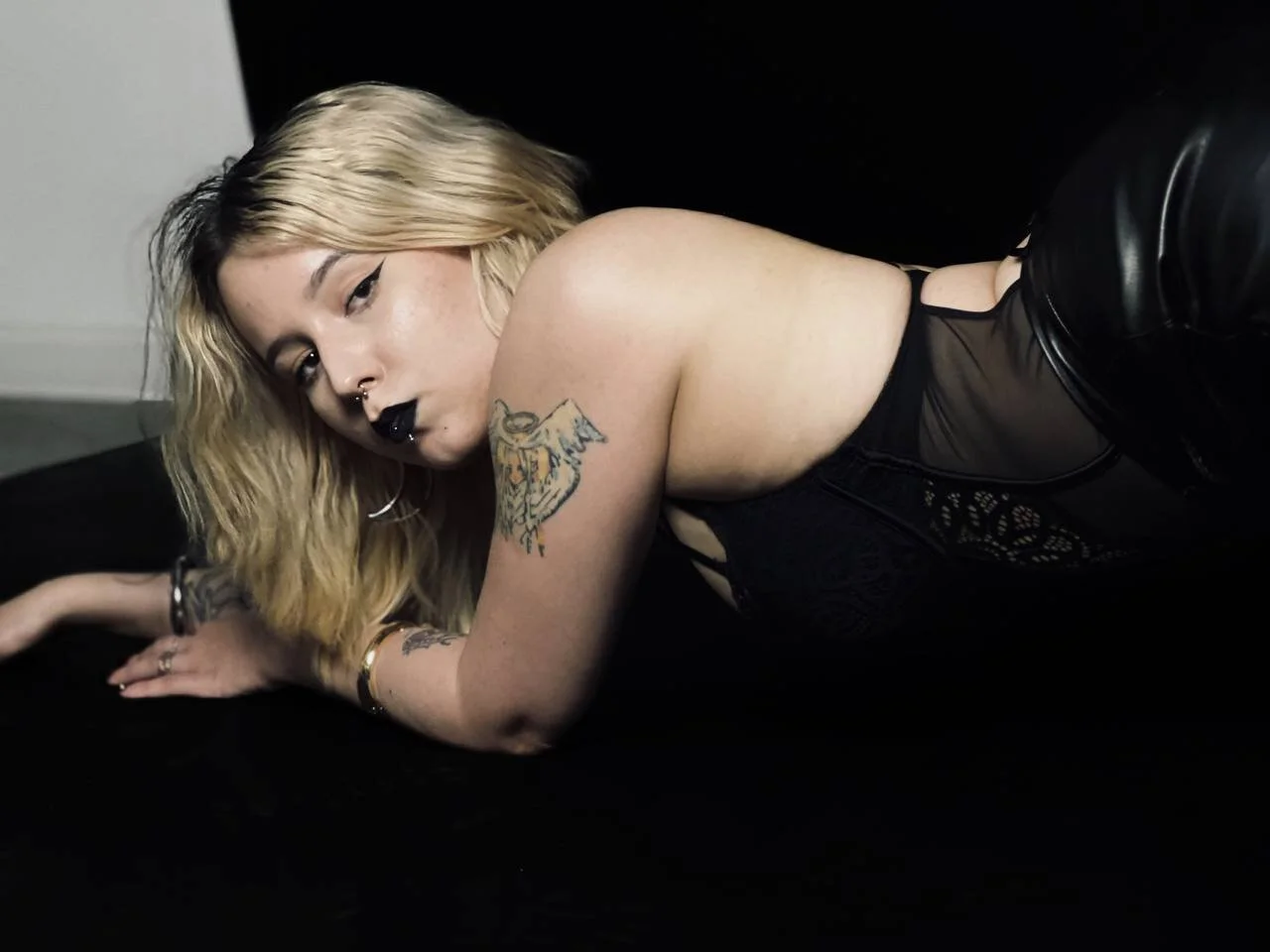 XXX Porn Photo of Nude mirabite_ 11