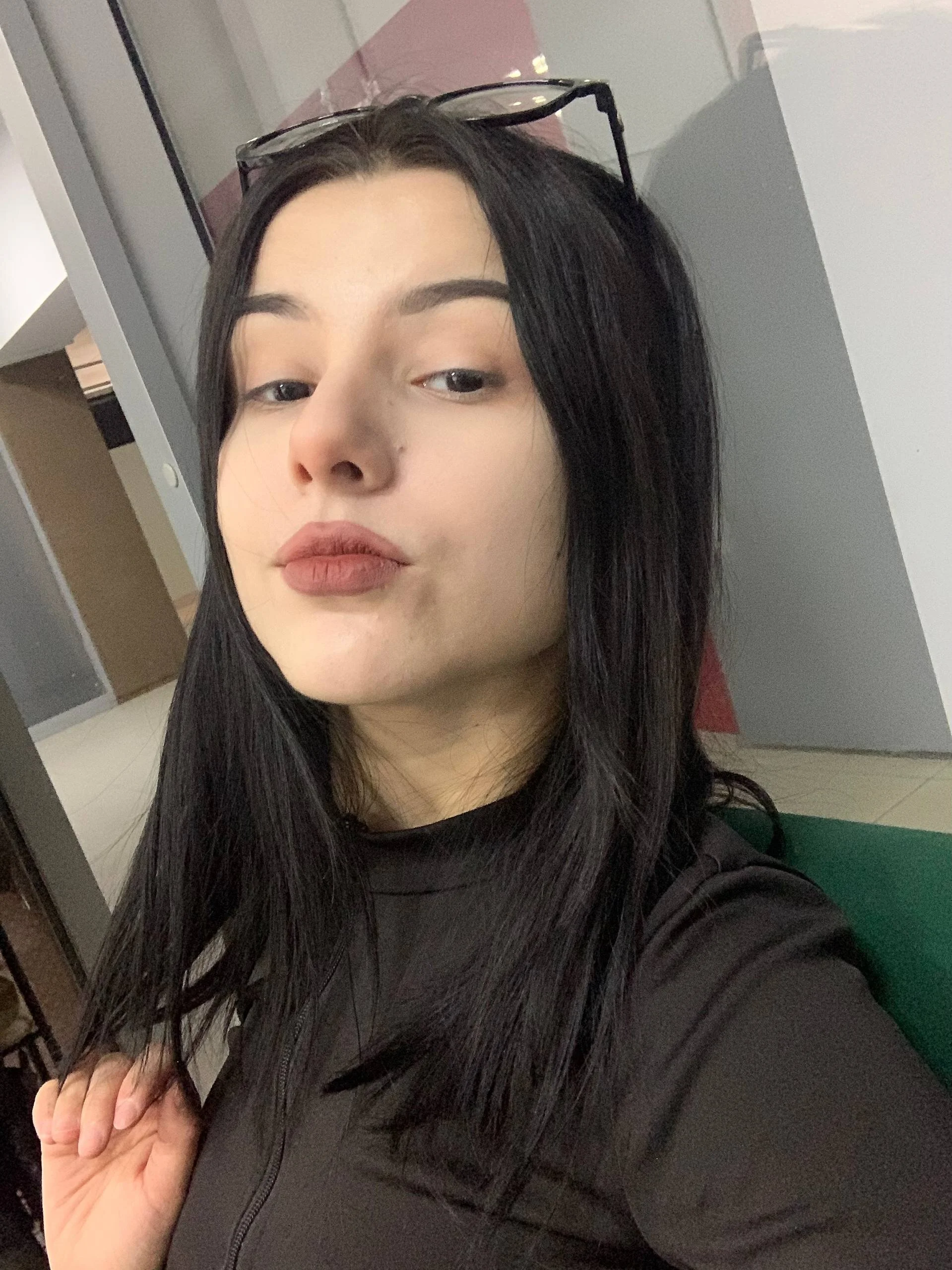 XXX Porn Photo of Nude LeonaHinnes 3