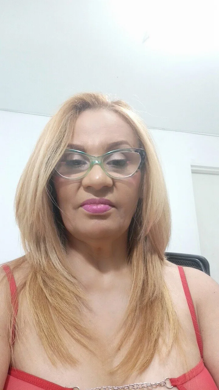 XXX Porn Photo of Nude emiliaa_hot 21