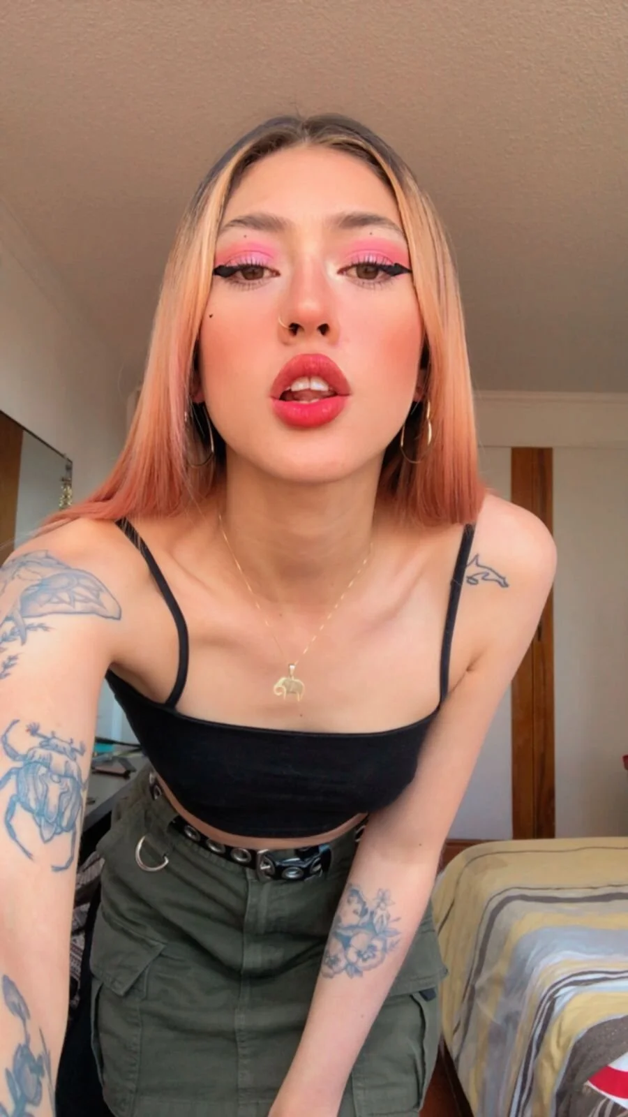 XXX Porn Photo of Nude violet_ch 26