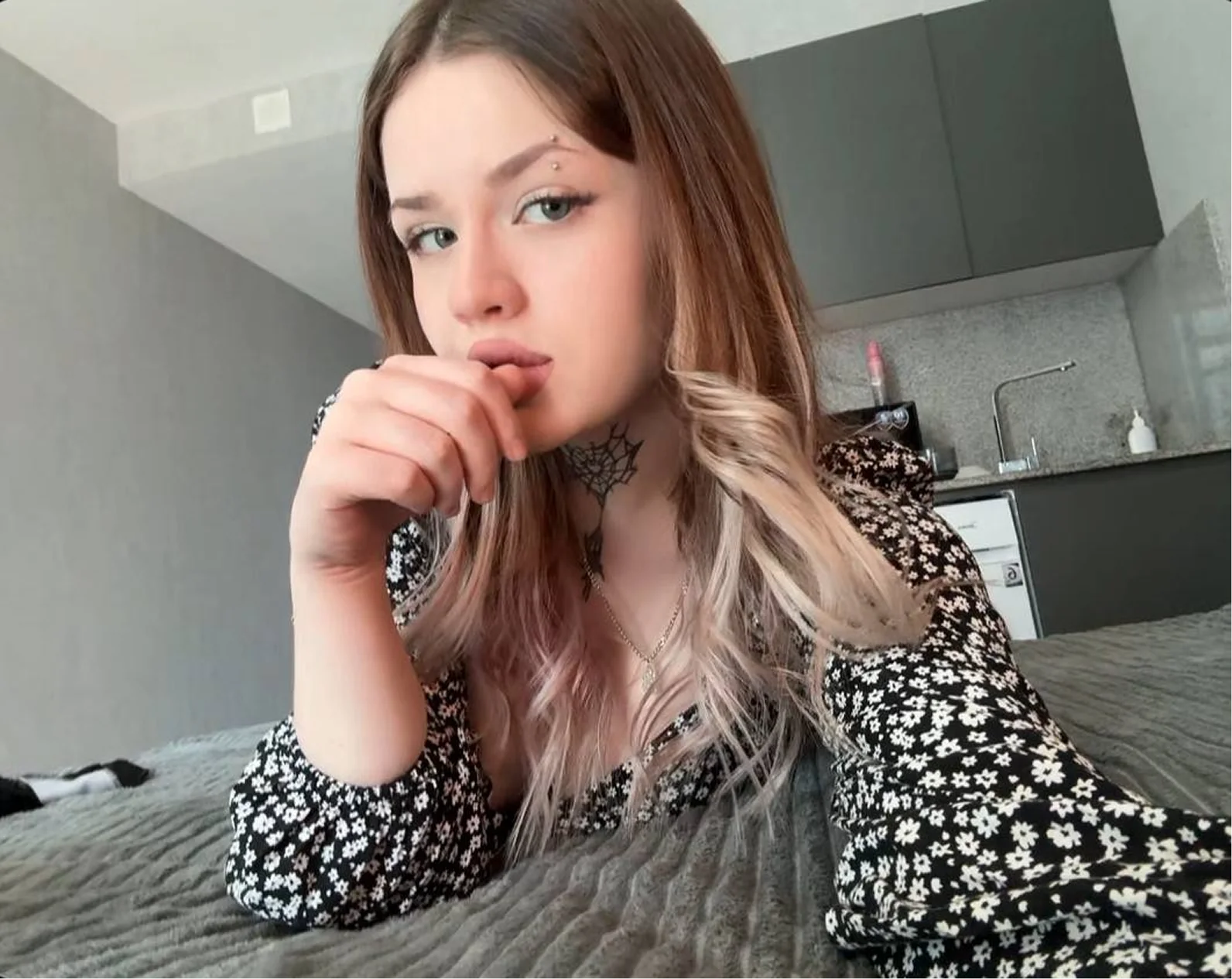 XXX Porn Photo of Nude neat_obsession 9
