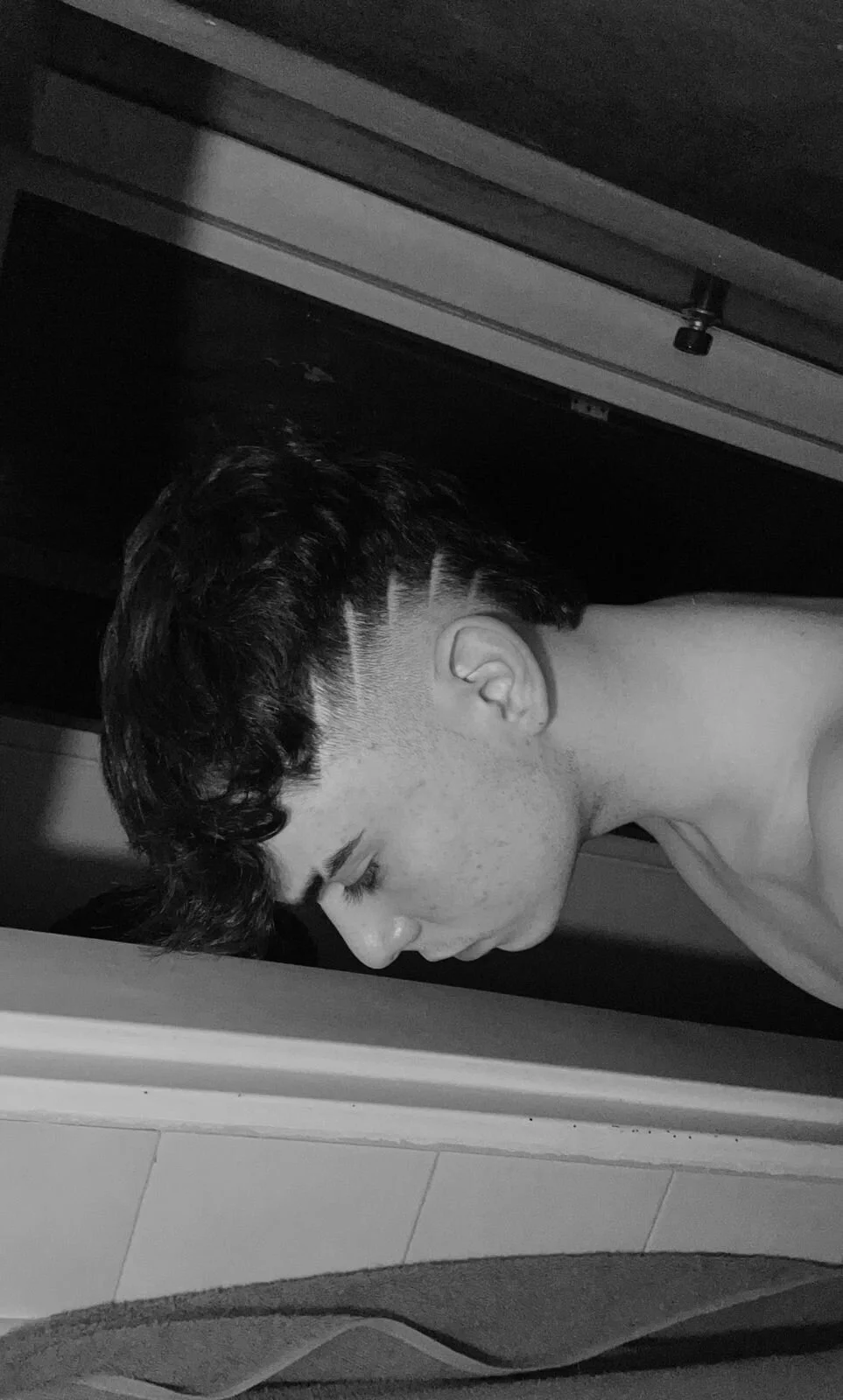 XXX Porn Photo of Nude lukeboyce33 2