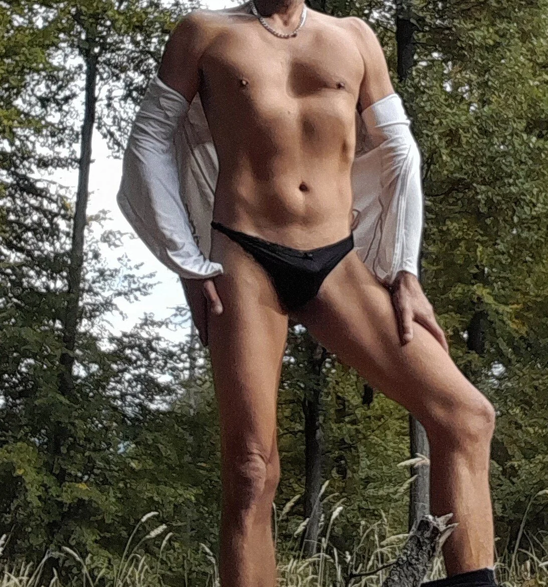 XXX Porn Photo of Nude UglyForest5 20