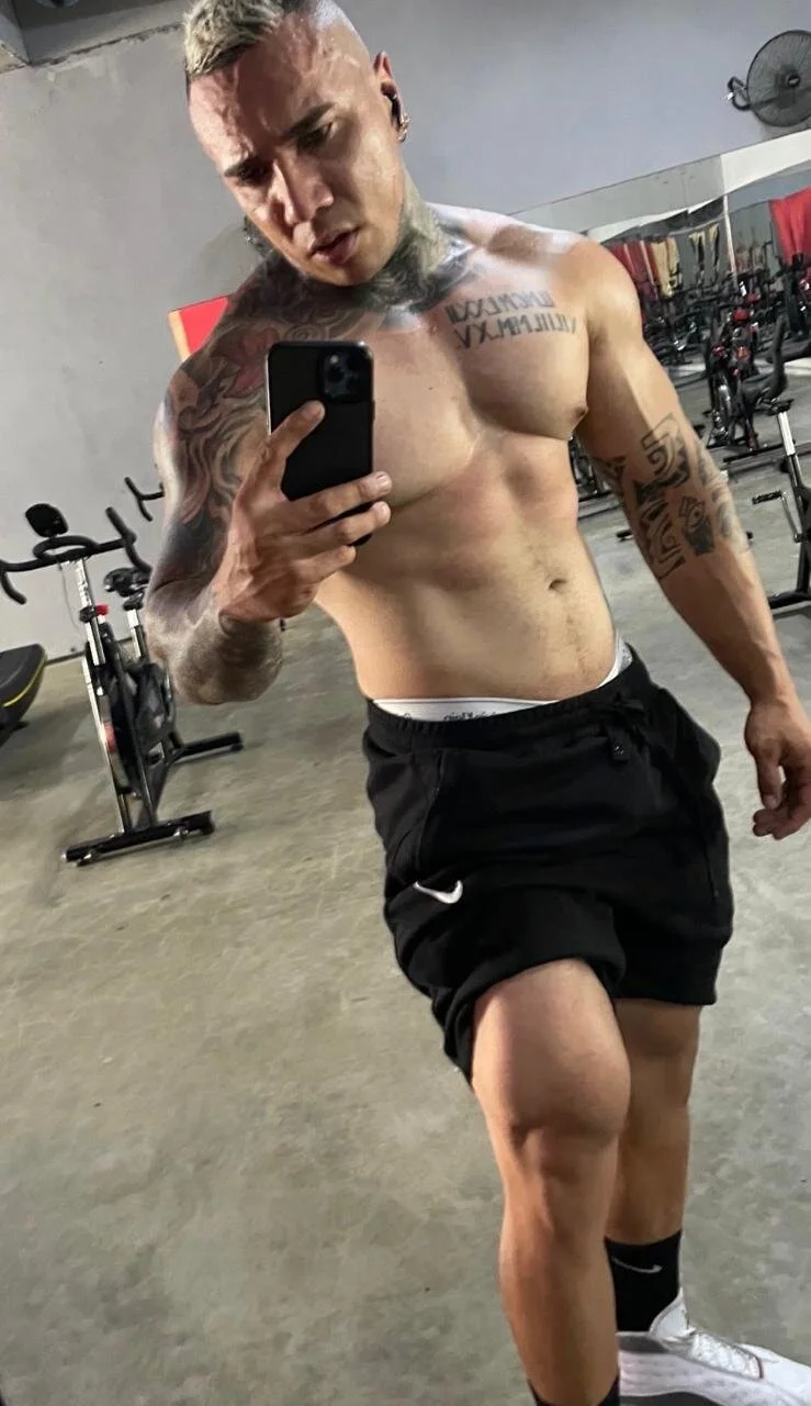 XXX Porn Photo of Nude King-magic 16