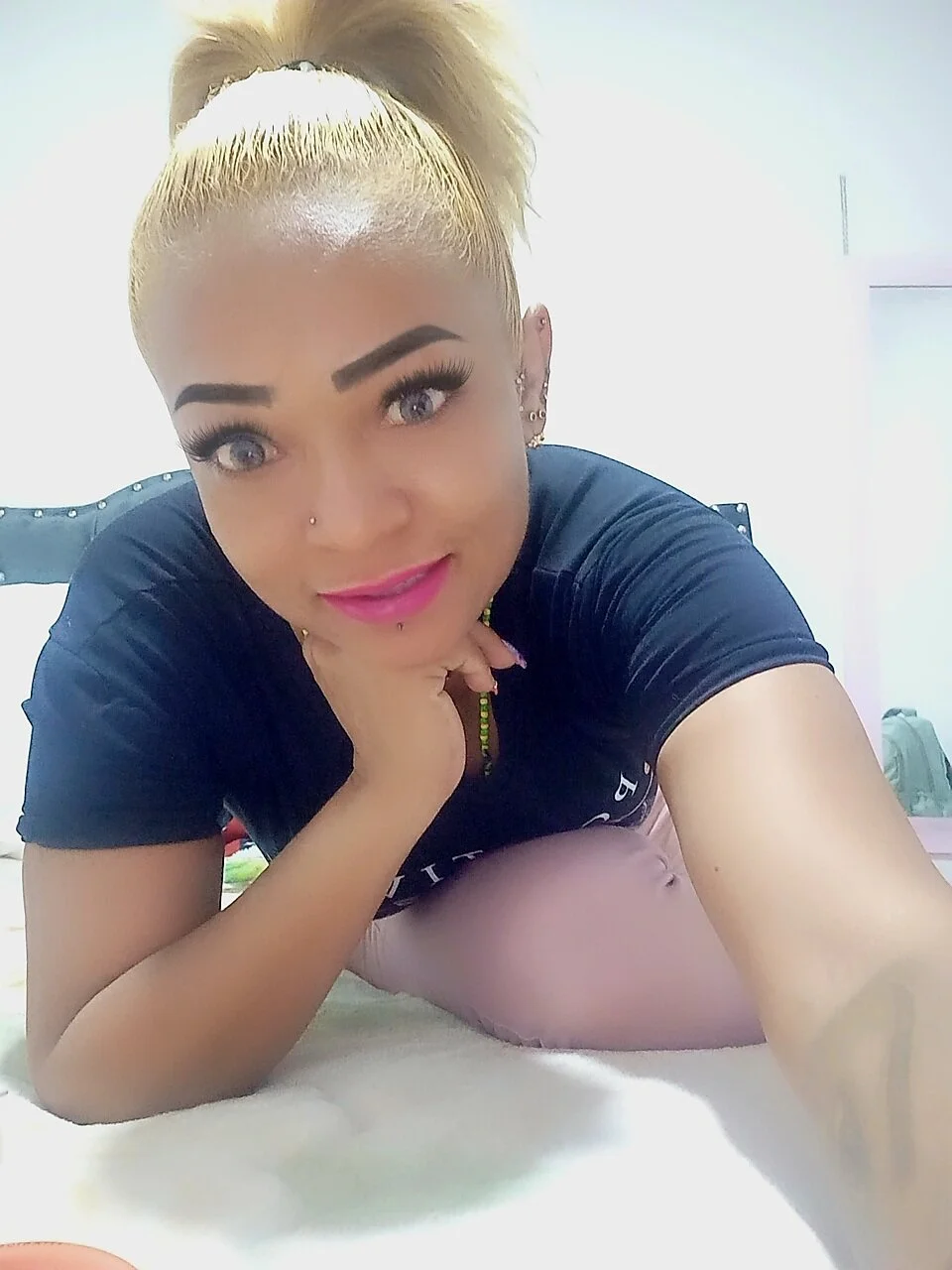 XXX Porn Photo of Nude gatadeojosclaros 49