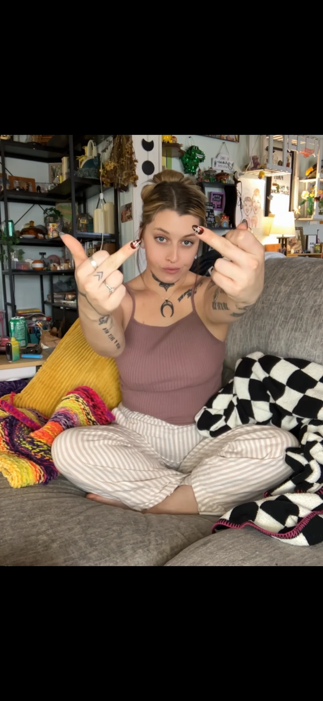 XXX Porn Photo of Nude Brat333 5