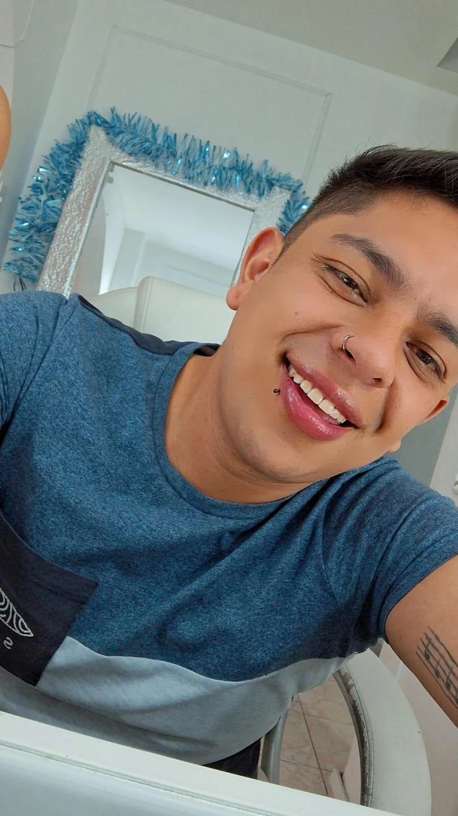 XXX Porn Photo of Nude alex_evanss 9