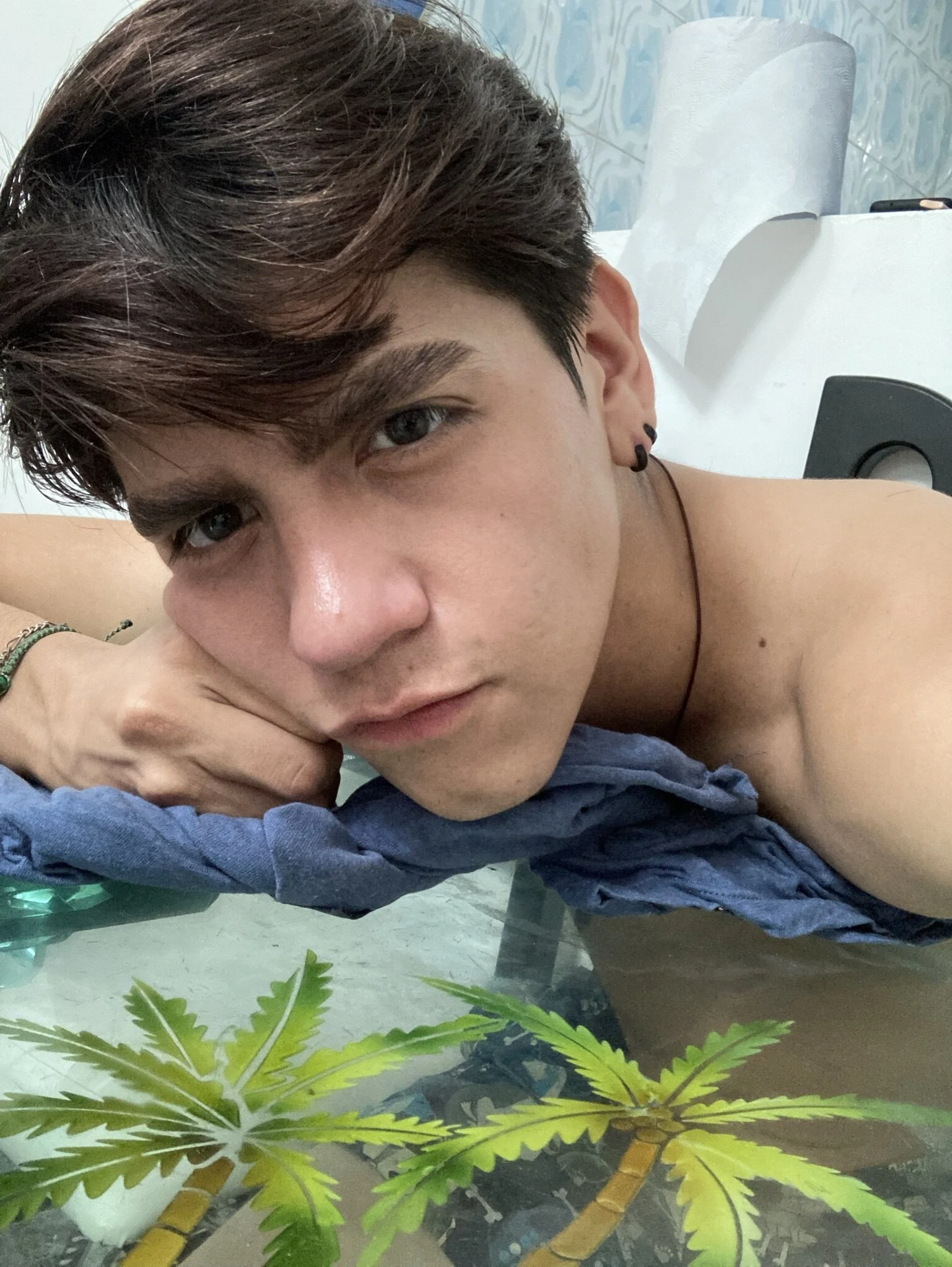 XXX Porn Photo of Nude zackary_0 3