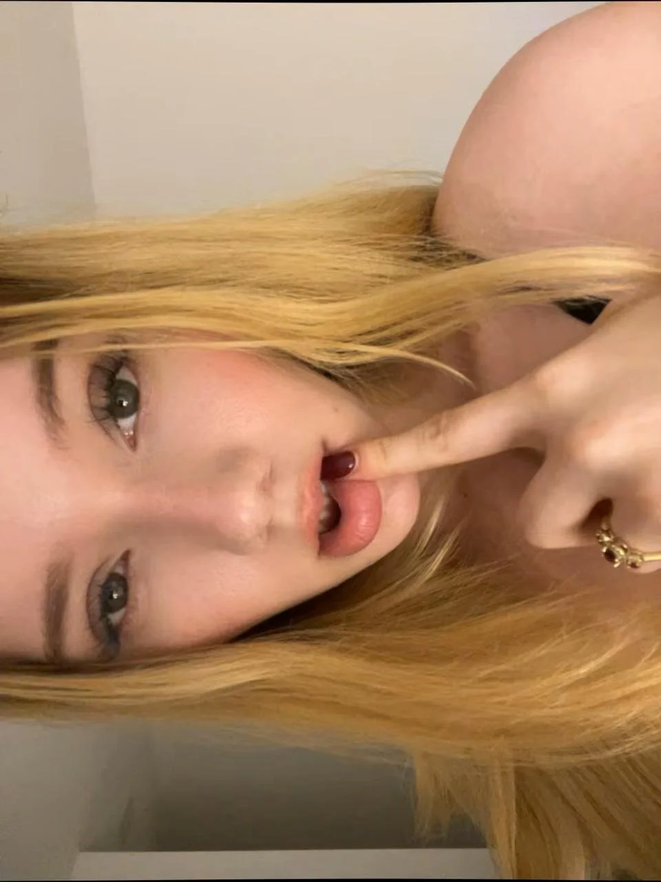 XXX Porn Photo of Nude NicoleCut 27