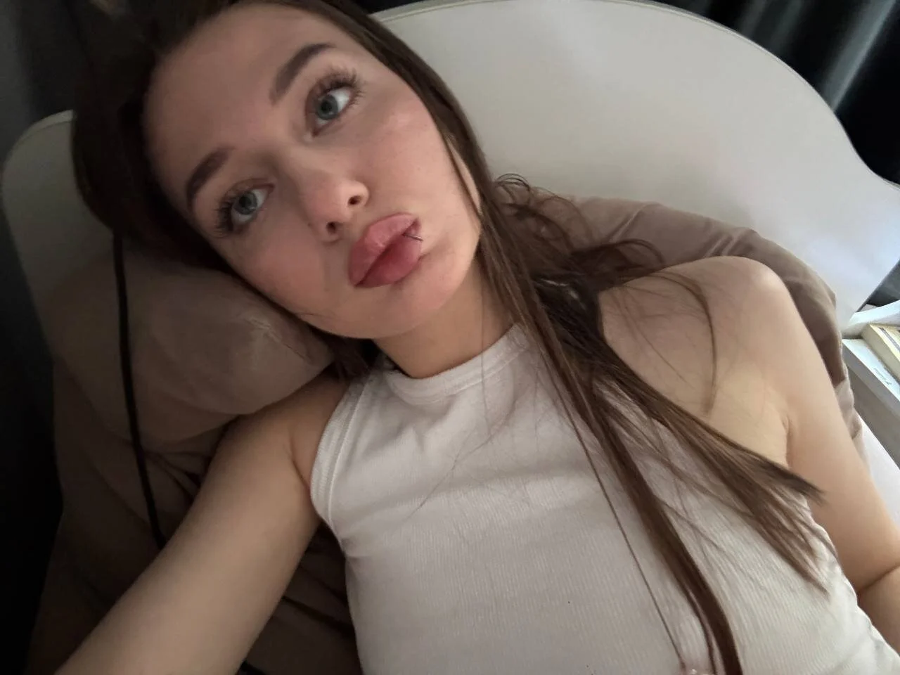 XXX Porn Photo of Nude YvonneJethro 6