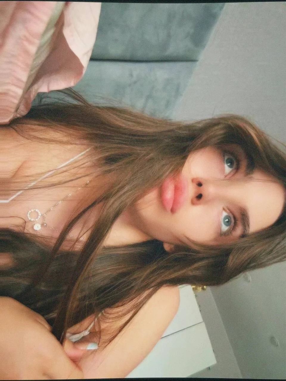 XXX Porn Photo of Nude Veluxe 2