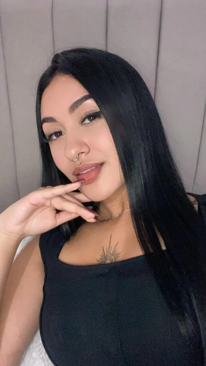 XXX Porn Photo of Nude Moonshine_tay1 4