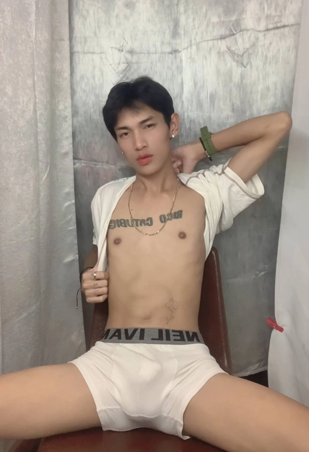XXX Porn Photo of Nude riks_tyler 13