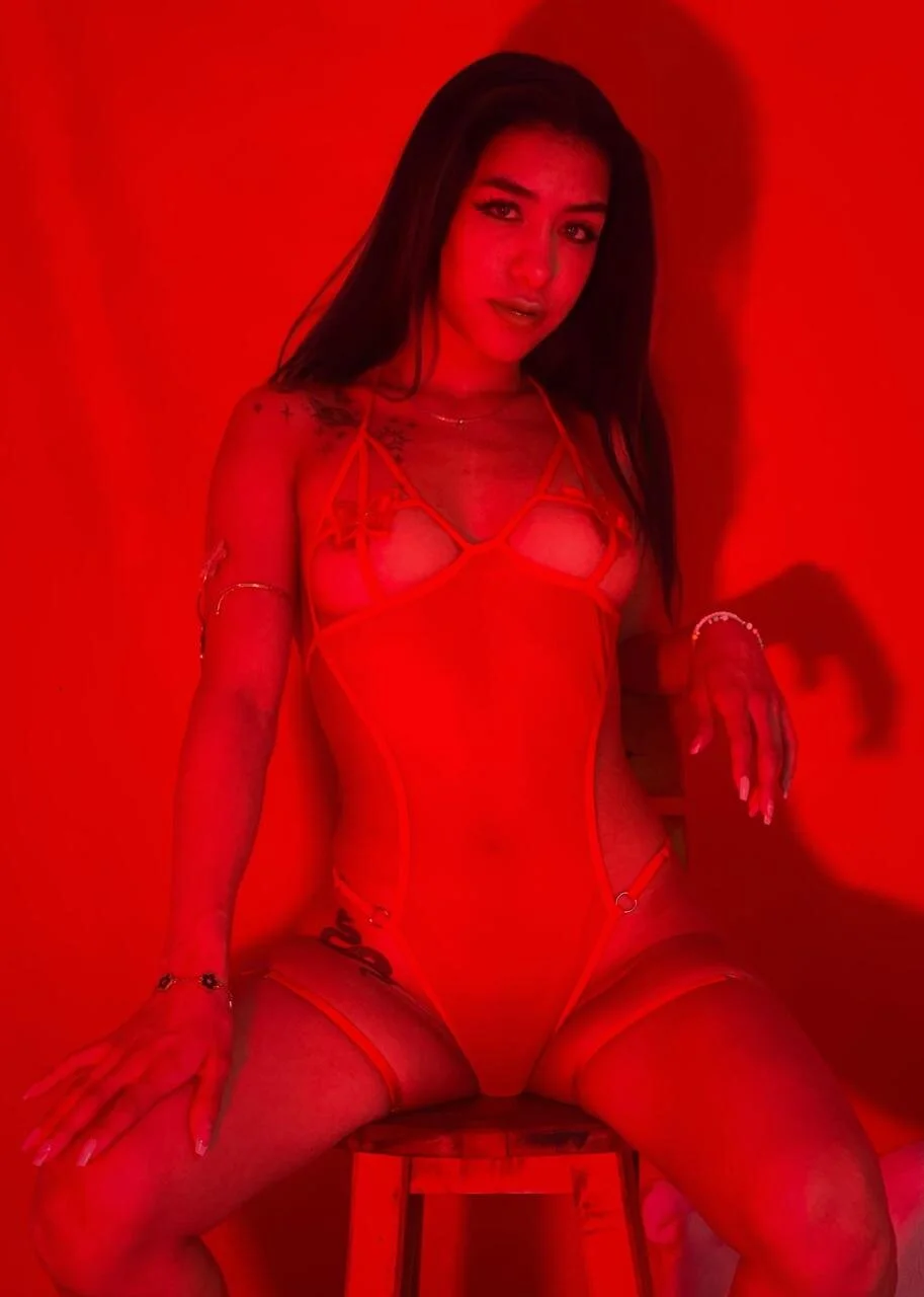 XXX Porn Photo of Nude Iam-Mary 13