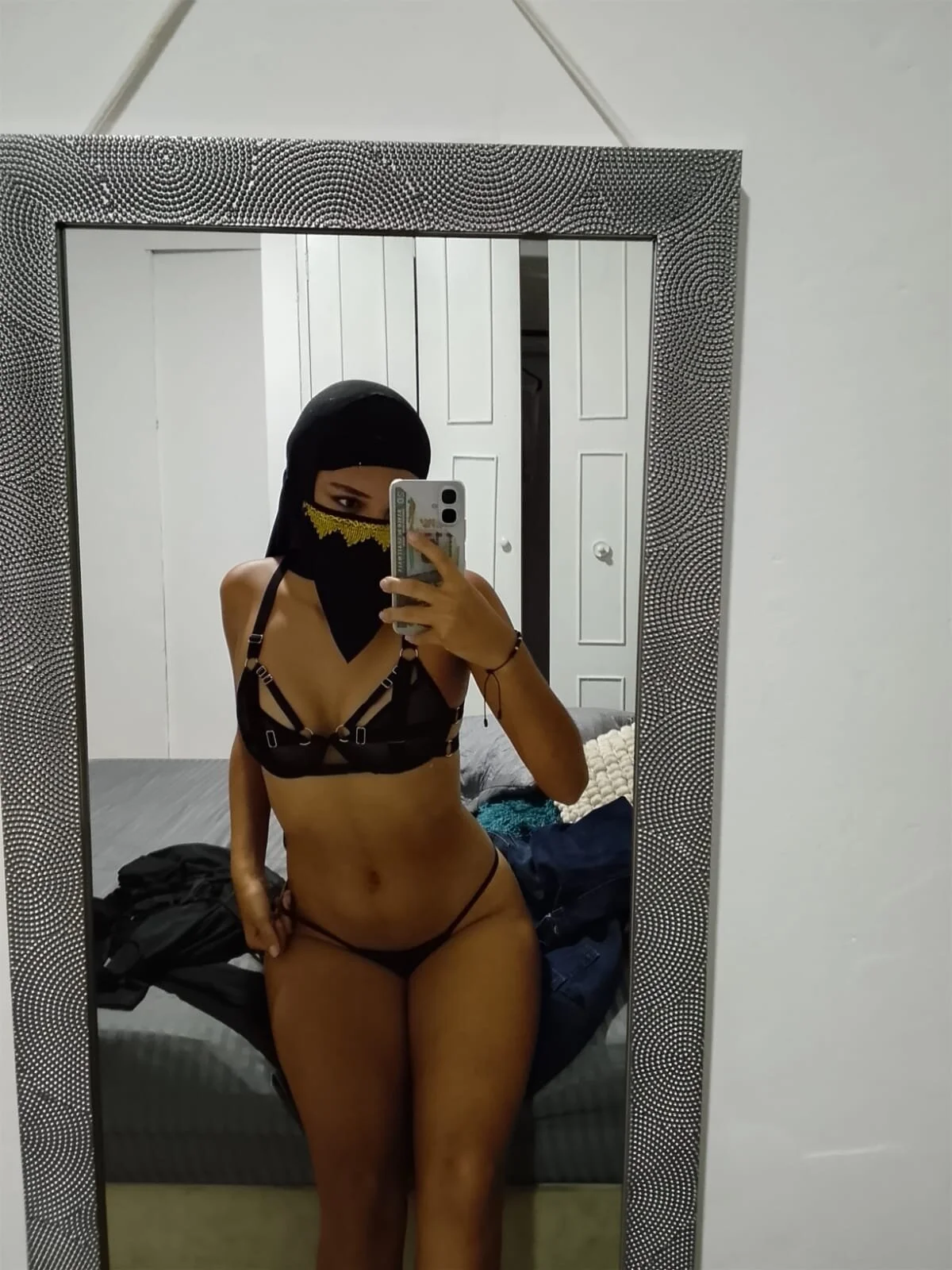 XXX Porn Photo of Nude Yaseminn__ 1