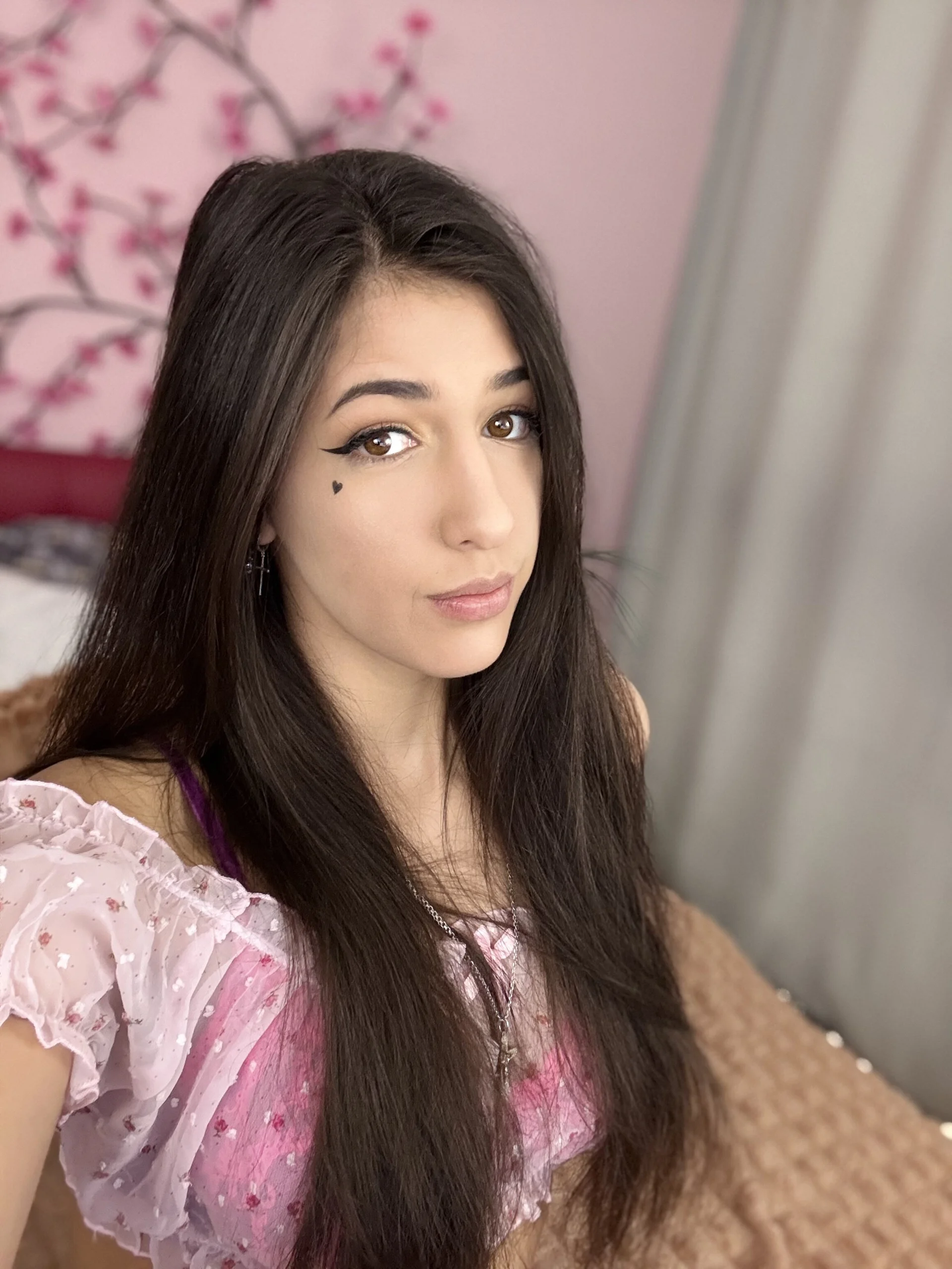 XXX Porn Photo of Nude MiaSilkX 8