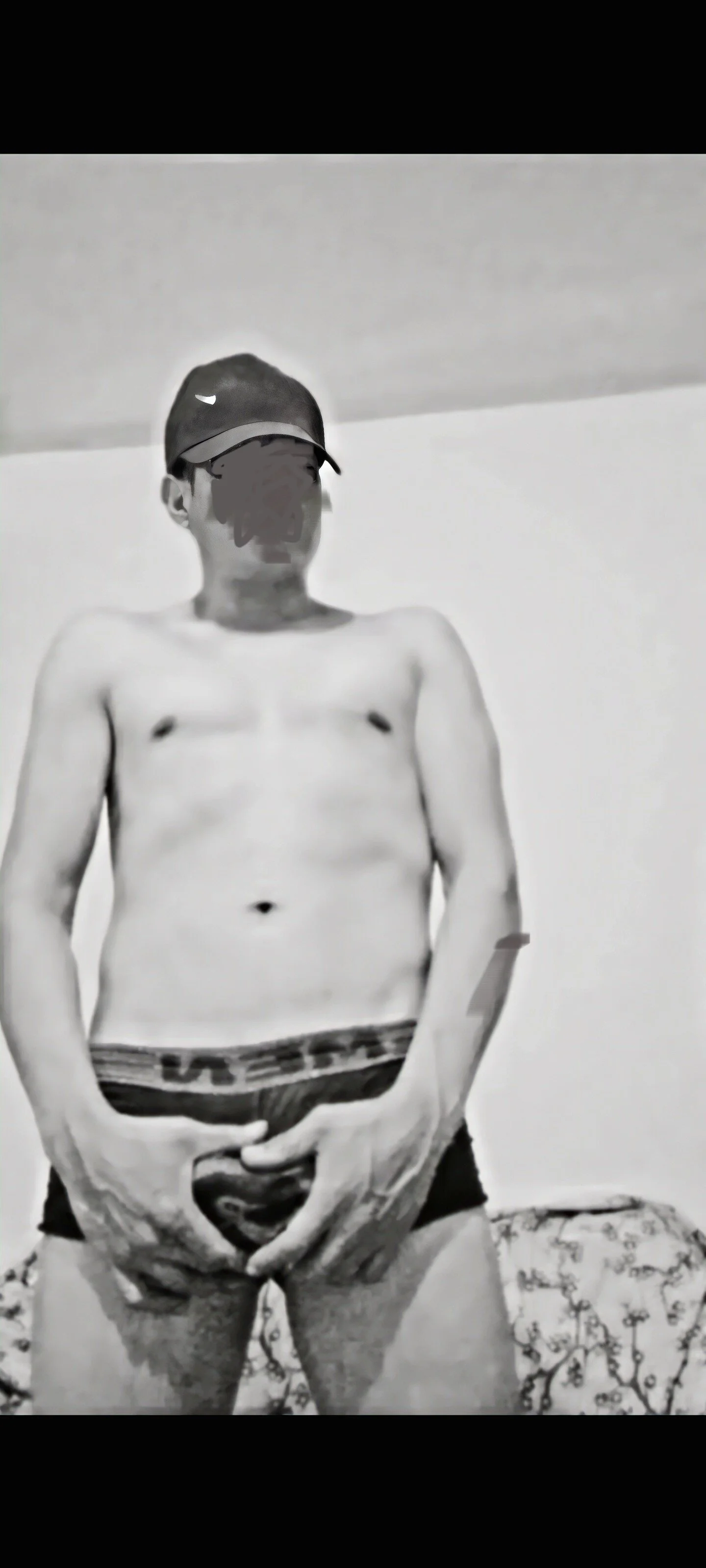 XXX Porn Photo of Nude Masturbandnos 3