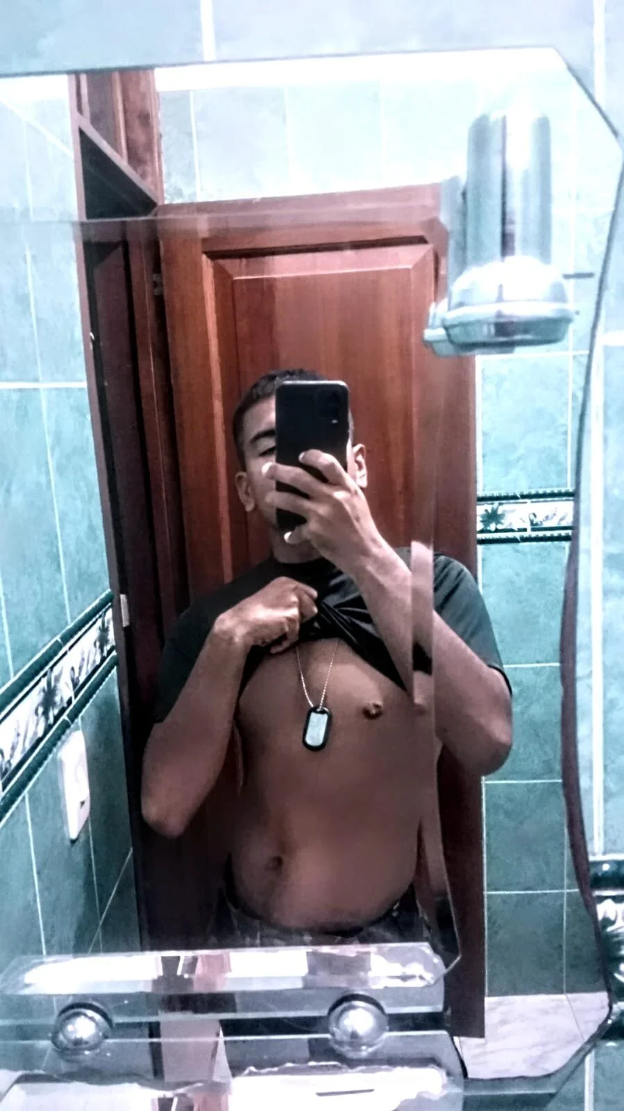 XXX Porn Photo of Nude Maxi_Eli16 3