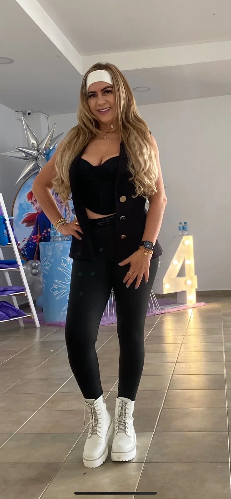 XXX Porn Photo of Nude LARIANA_RIVERA23 33