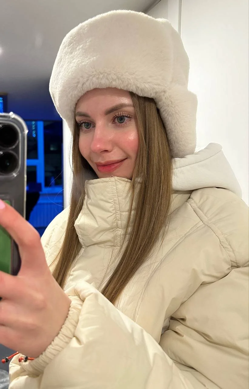 XXX Porn Photo of Nude Vikki_Cheese 31