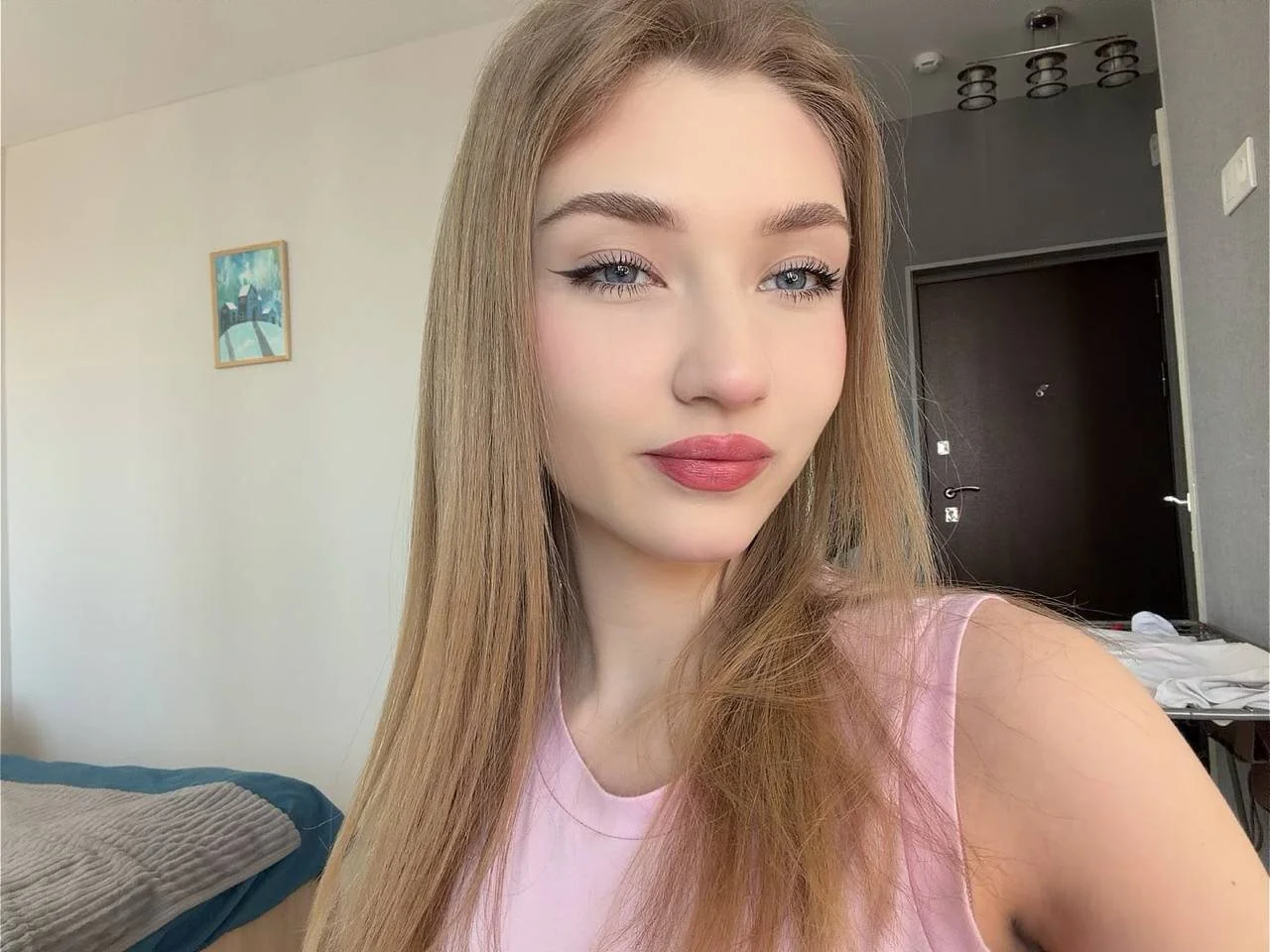 XXX Porn Photo of Nude AveryBerkson 15