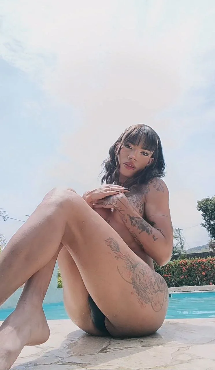 XXX Porn Photo of Nude michell_danna 2