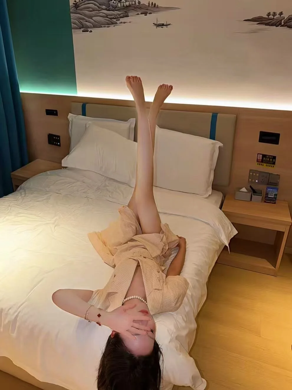 XXX Porn Photo of Nude huxierbaby 4