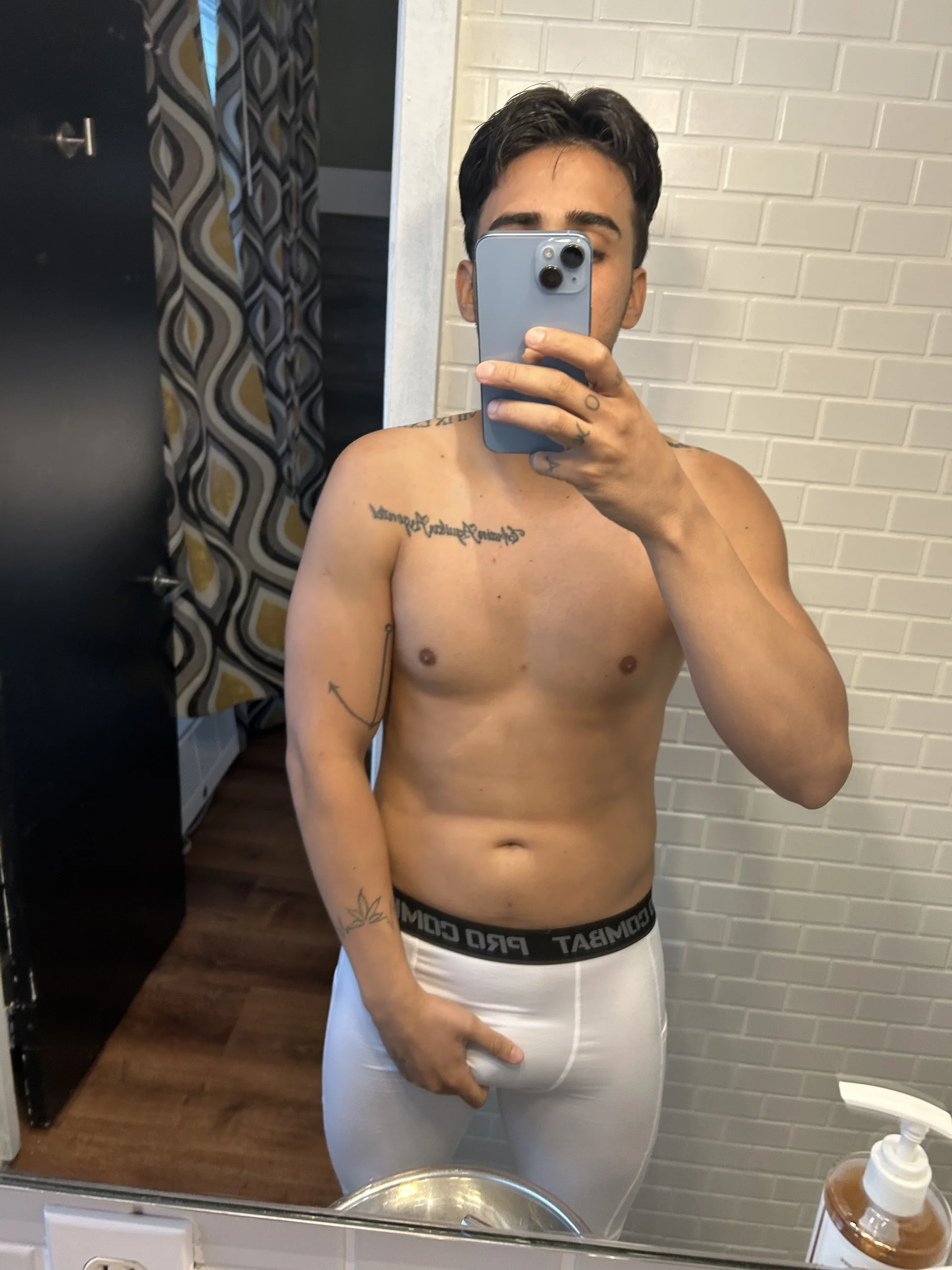 XXX Porn Photo of Nude jesussaguilar 5