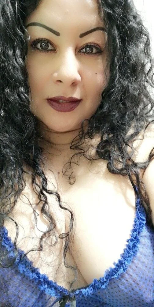 XXX Porn Photo of Nude hazel_milf 1