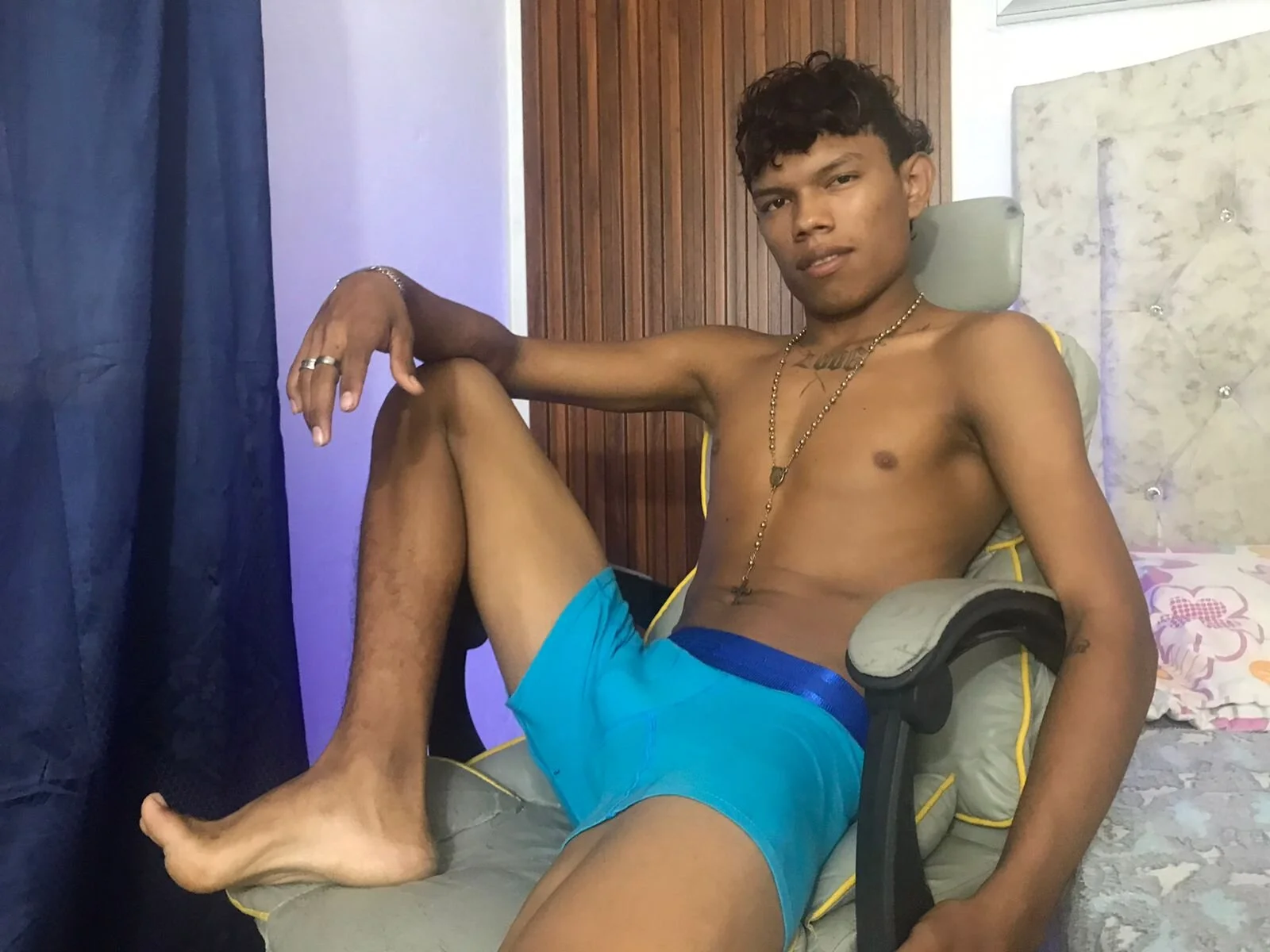 XXX Porn Photo of Nude juan_mhata 4