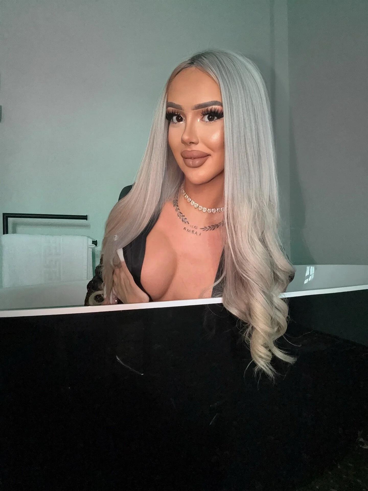 XXX Porn Photo of Nude babykris 18