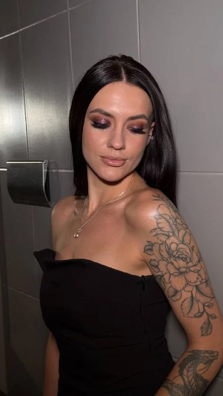 XXX Porn Photo of Nude Miss_Nude 1