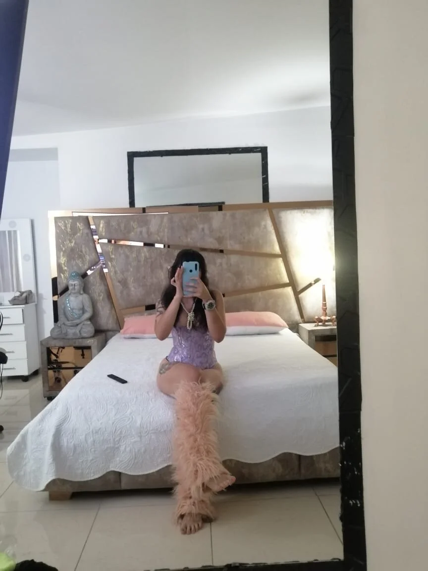 XXX Porn Photo of Nude miadavisXXX 1