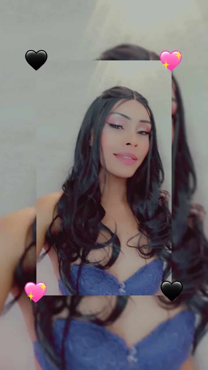XXX Porn Photo of Nude CoralineSweett 16